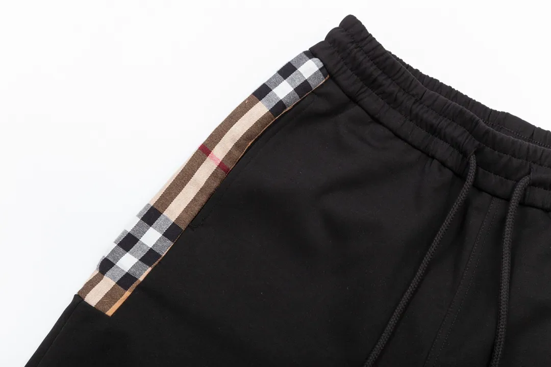 BURBERRY Classic Lo GO 、 Quality 、 、 Breathable Same Style ：Black Sizes： XS Ｓ Ｍ L